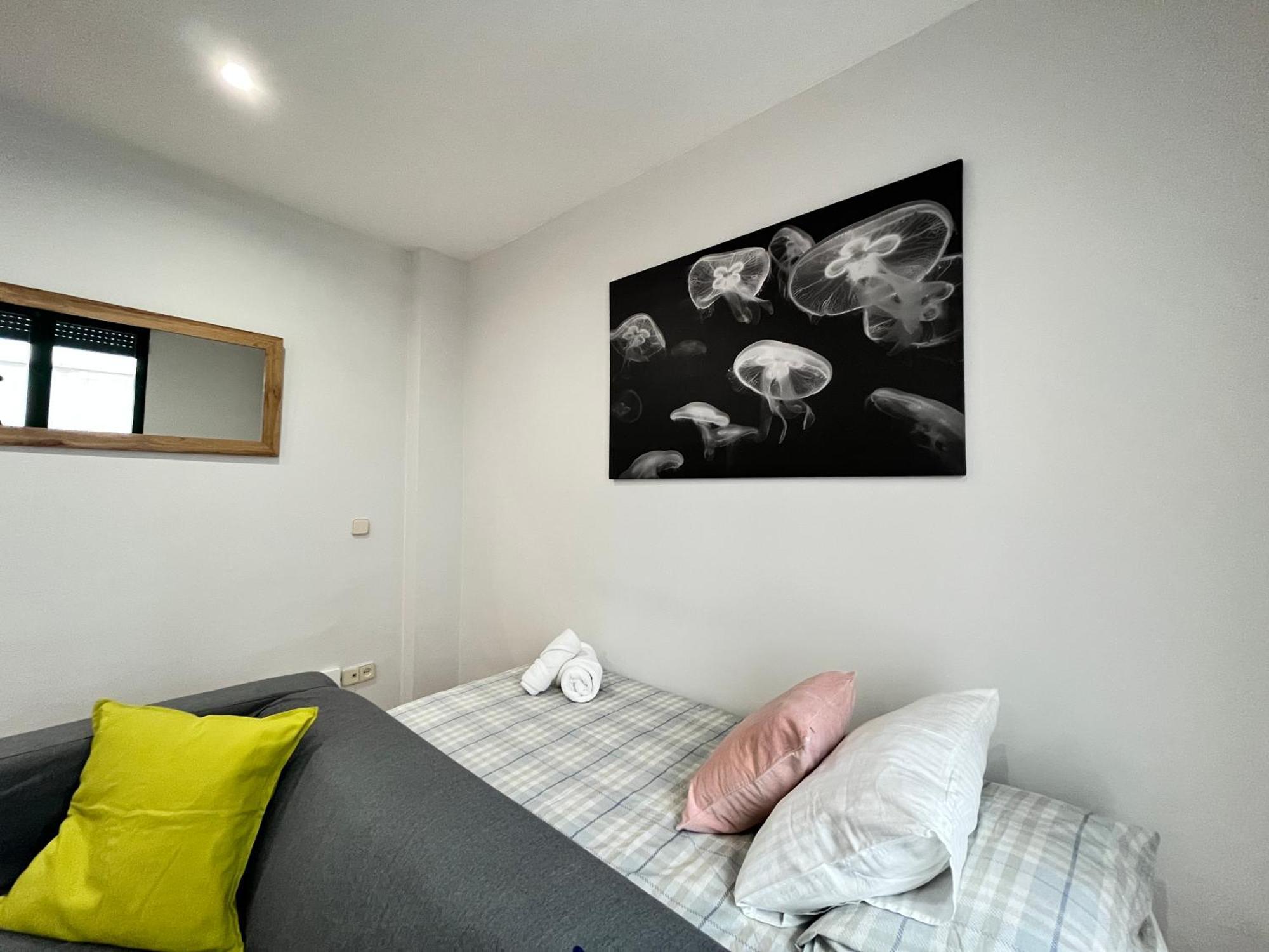 Santa Isabel Centro Temporal Apartment Madrid Exterior photo