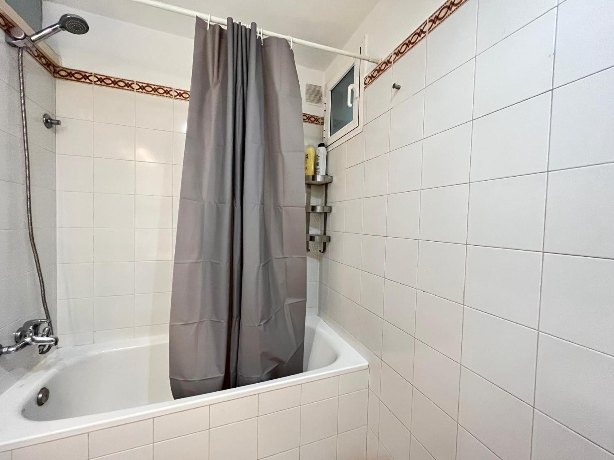 Santa Isabel Centro Temporal Apartment Madrid Exterior photo