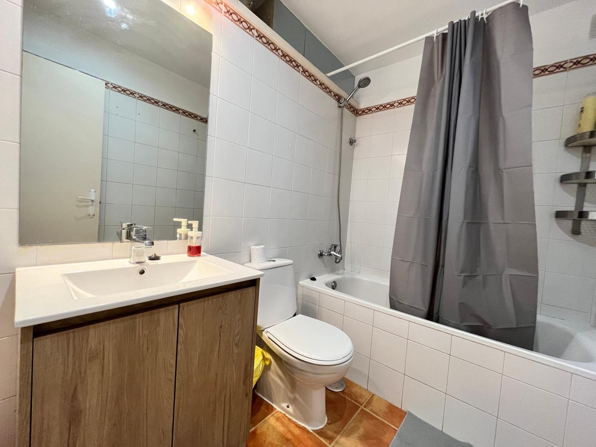 Santa Isabel Centro Temporal Apartment Madrid Exterior photo